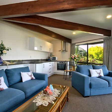 Balmoral Lodge-3